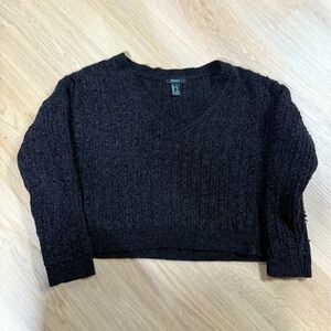 2/$10. Forever 21 Crop Velvet Sweater. Women’s. Small.